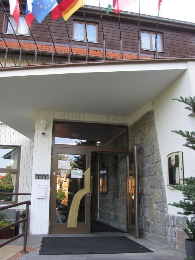 Resort Hotel Zvikov Звиковске Подгради Экстерьер фото