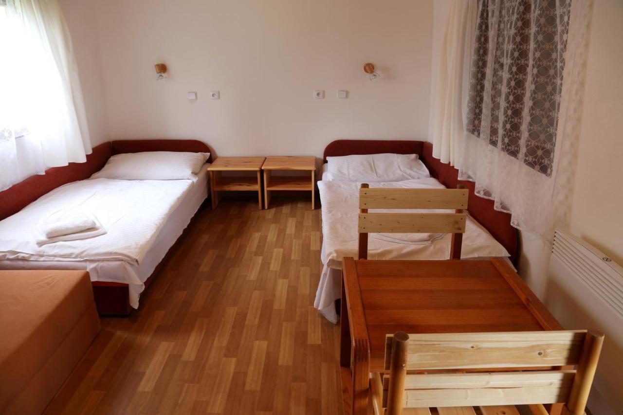 Resort Hotel Zvikov Звиковске Подгради Экстерьер фото