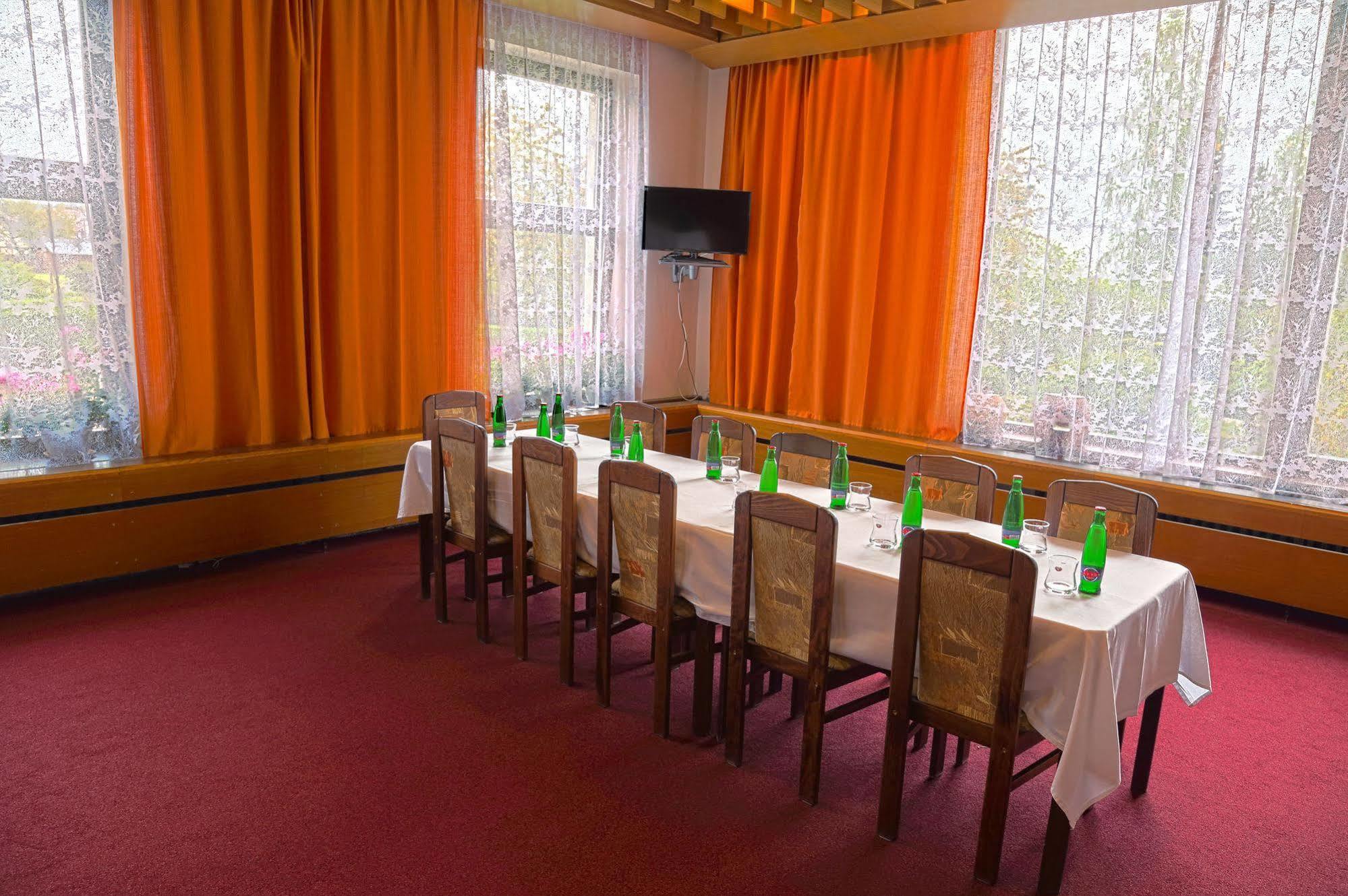 Resort Hotel Zvikov Звиковске Подгради Экстерьер фото